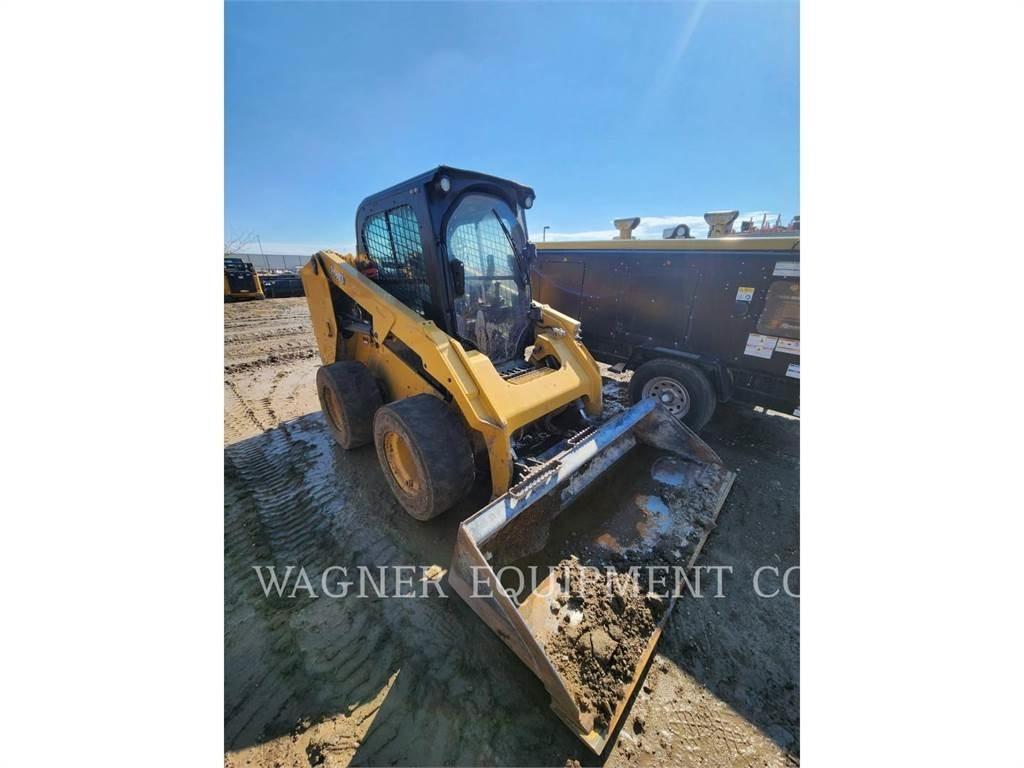 CAT 246D3 Kompaktlastere