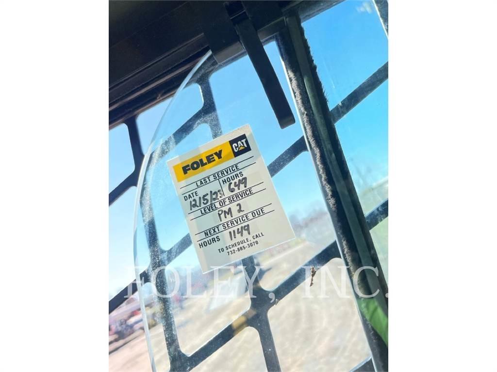 CAT 246D3 Kompaktlastere