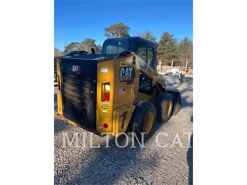 CAT 246D3 Kompaktlastere