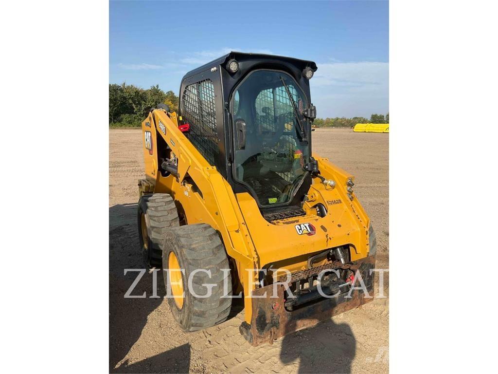 CAT 246D3 Kompaktlastere