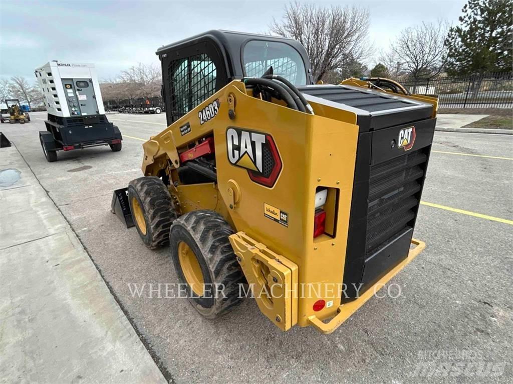 CAT 246D3 C3HF Kompaktlastere