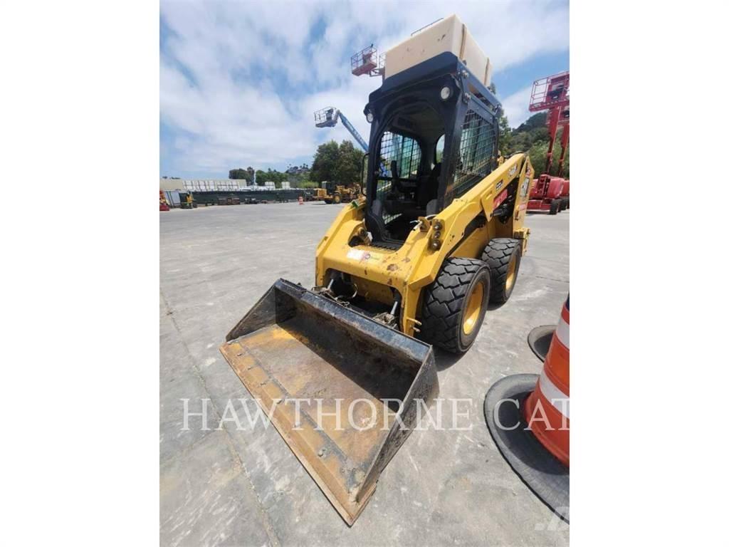 CAT 246D3H2O Kompaktlastere