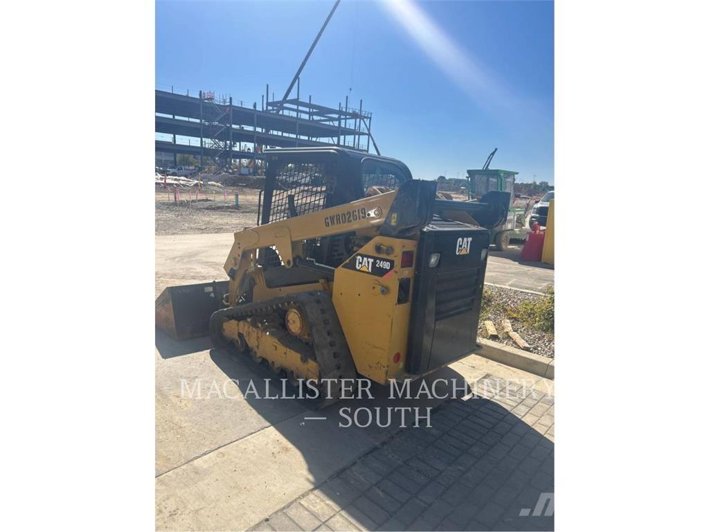 CAT 249D Beltelastere