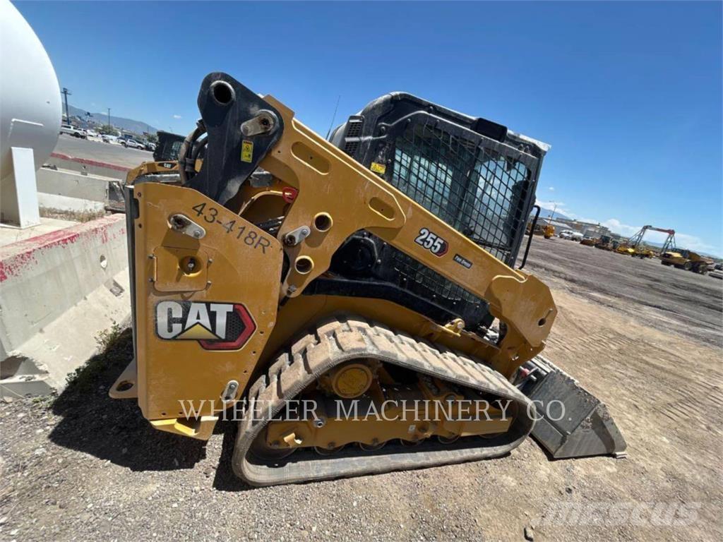 CAT 255 C3H2 Beltelastere