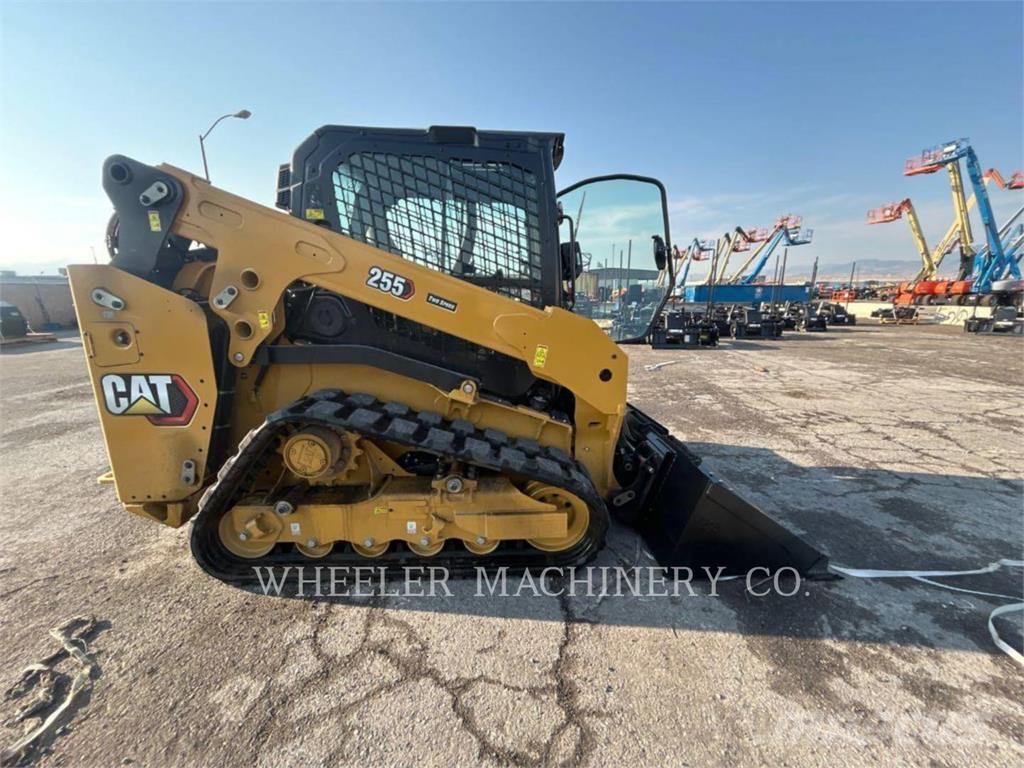 CAT 255 C3H2 Beltelastere