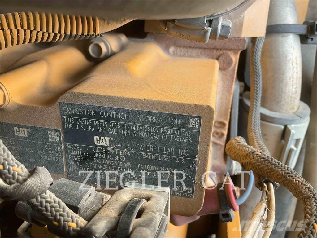 CAT 257D Beltelastere