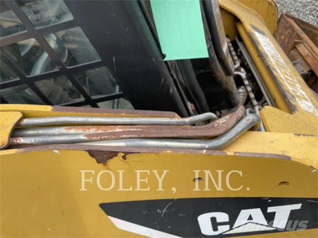 CAT 259B3 Beltelastere