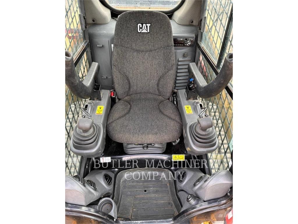 CAT 259D Beltelastere