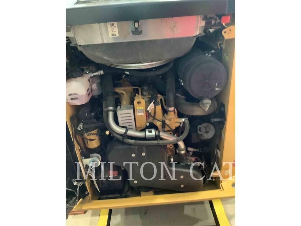 CAT 259D3 Beltelastere