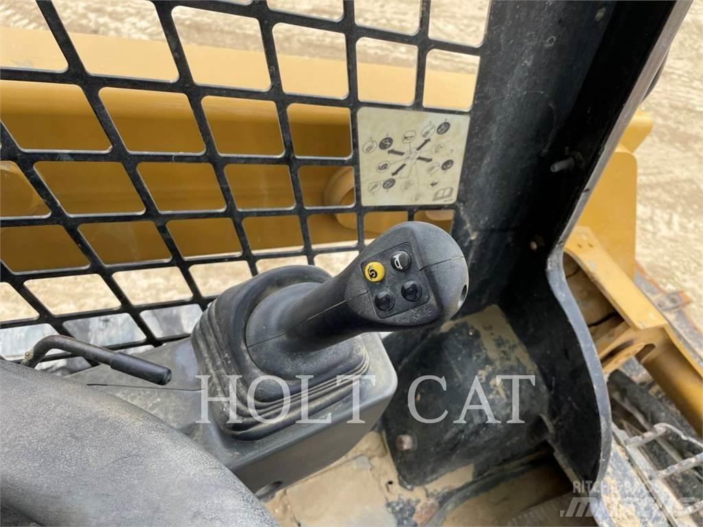 CAT 259D3 Beltelastere