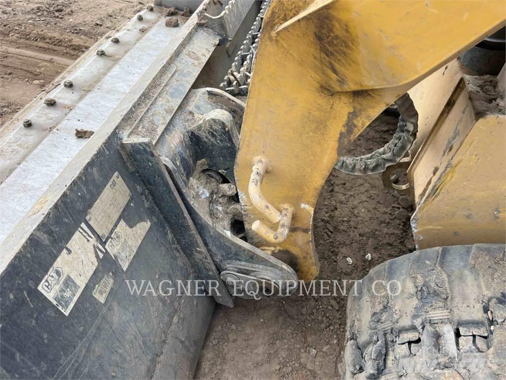CAT 259D3 Beltelastere