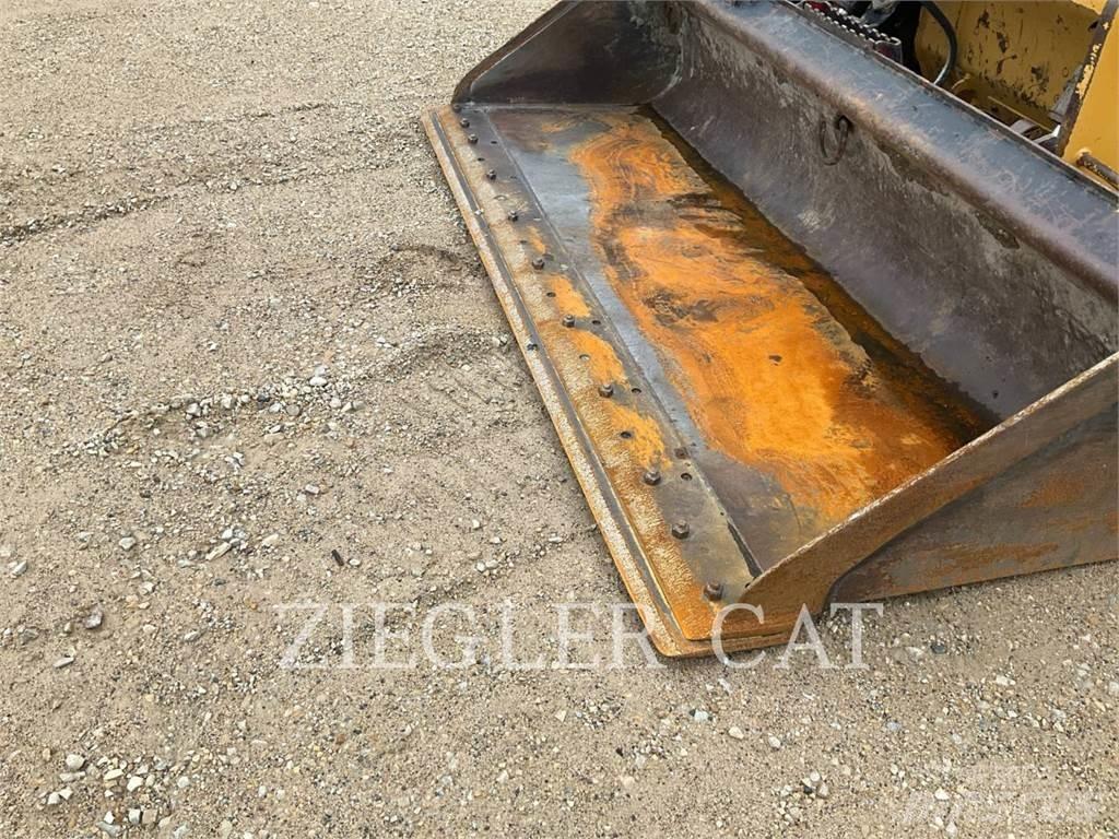 CAT 259D3 Beltelastere