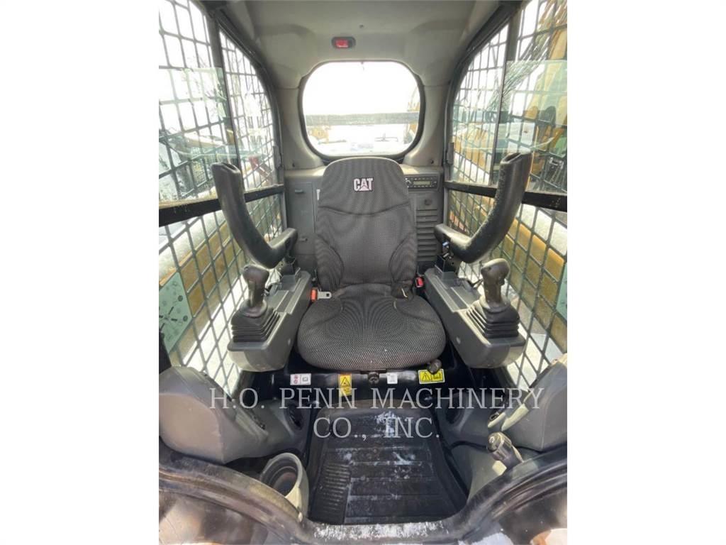 CAT 259D3 Beltelastere