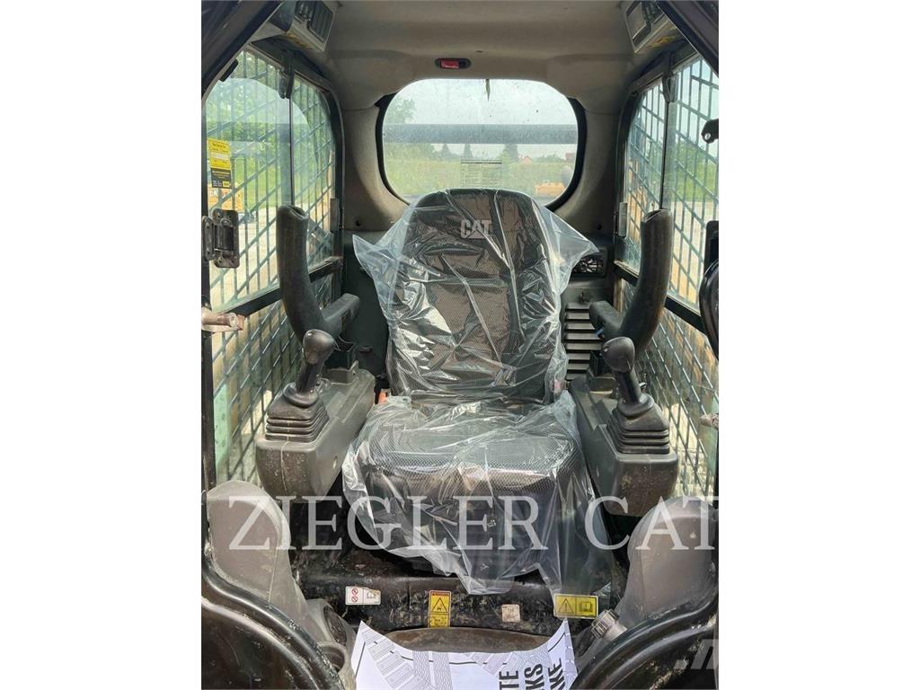 CAT 259D3 Beltelastere