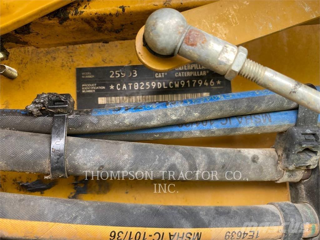 CAT 259D3 Beltelastere
