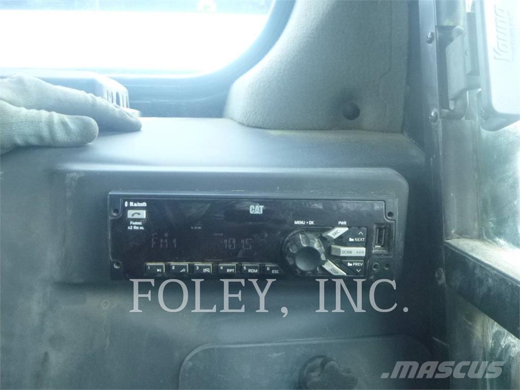 CAT 259D3 Beltelastere