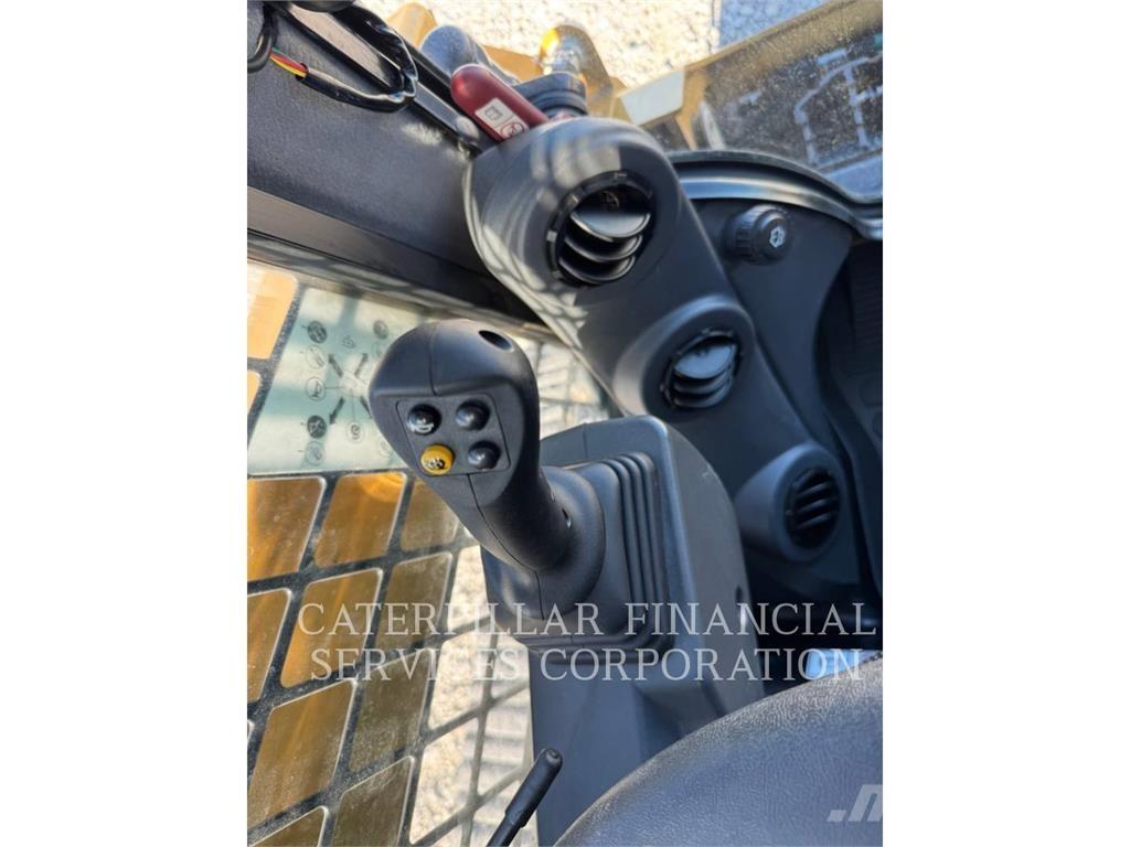 CAT 259D3 Beltelastere