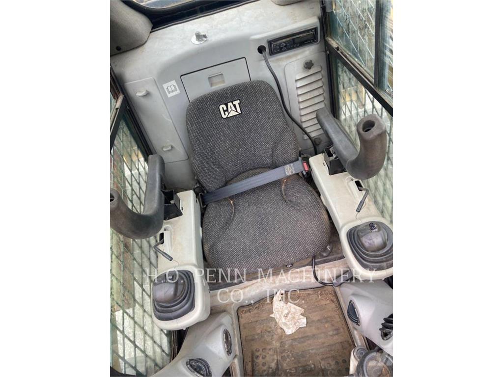 CAT 262 C Kompaktlastere