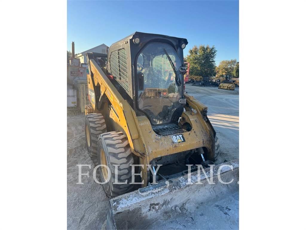 CAT 262D Kompaktlastere