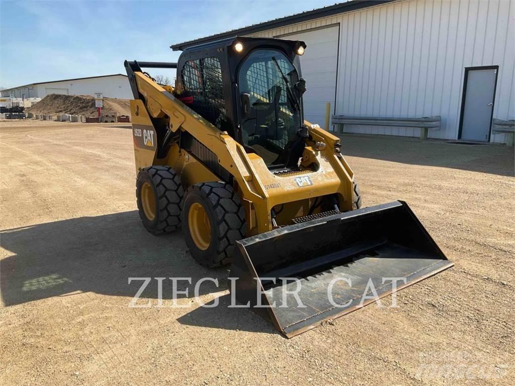 CAT 262D Kompaktlastere