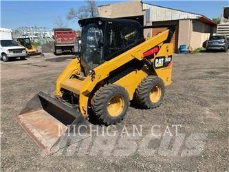 CAT 262D A2HQ Kompaktlastere