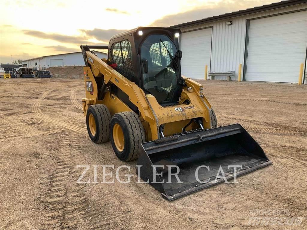 CAT 262D3 Kompaktlastere