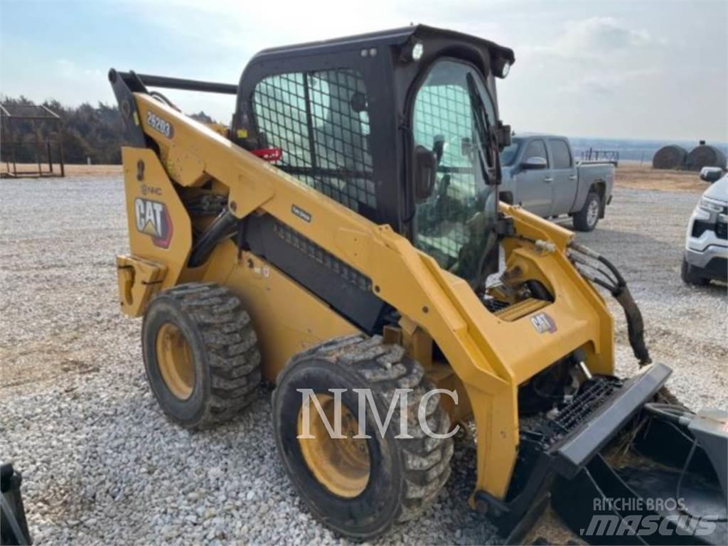 CAT 262D3 Kompaktlastere