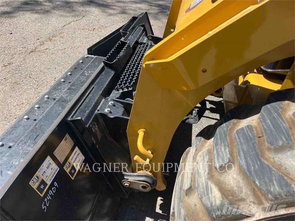 CAT 262D3 Kompaktlastere
