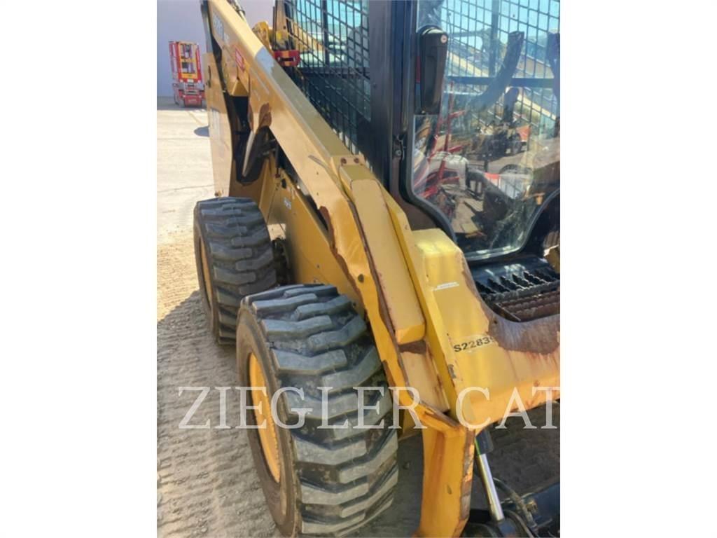 CAT 262D3 Kompaktlastere