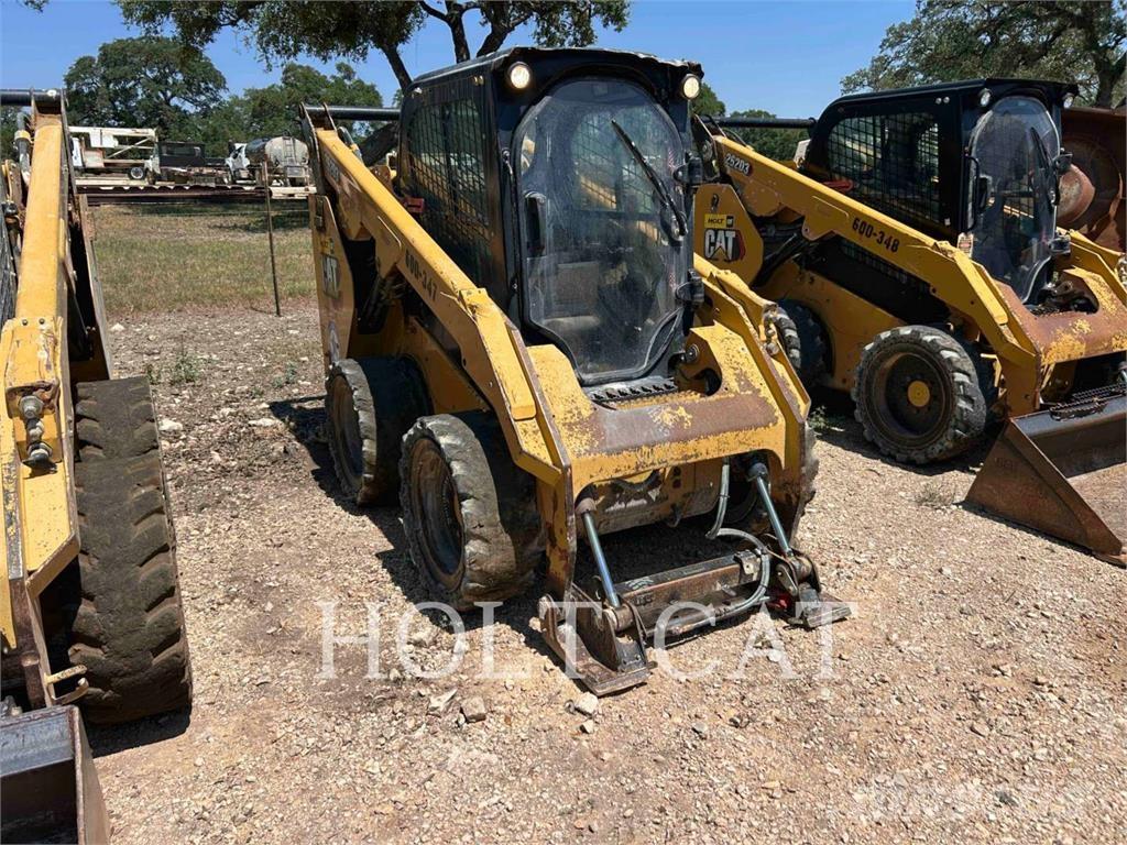 CAT 262D3 Kompaktlastere