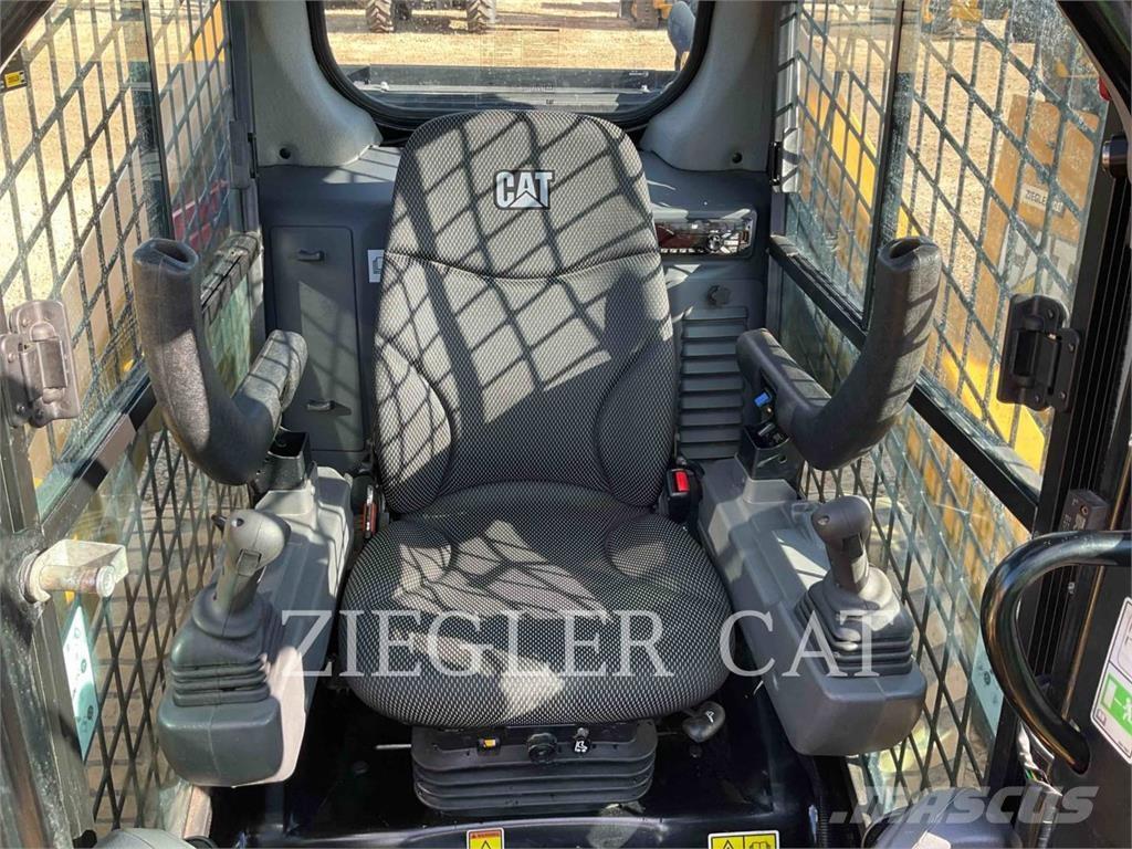 CAT 262D3 Kompaktlastere