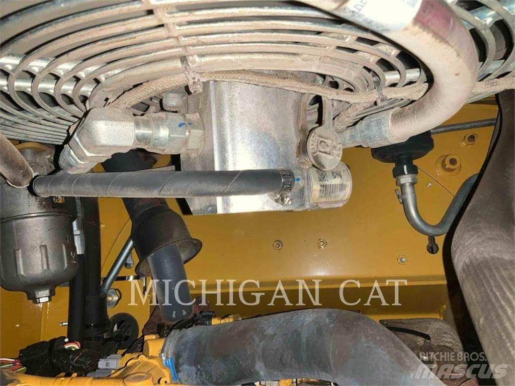 CAT 262D3 A2HQR Kompaktlastere