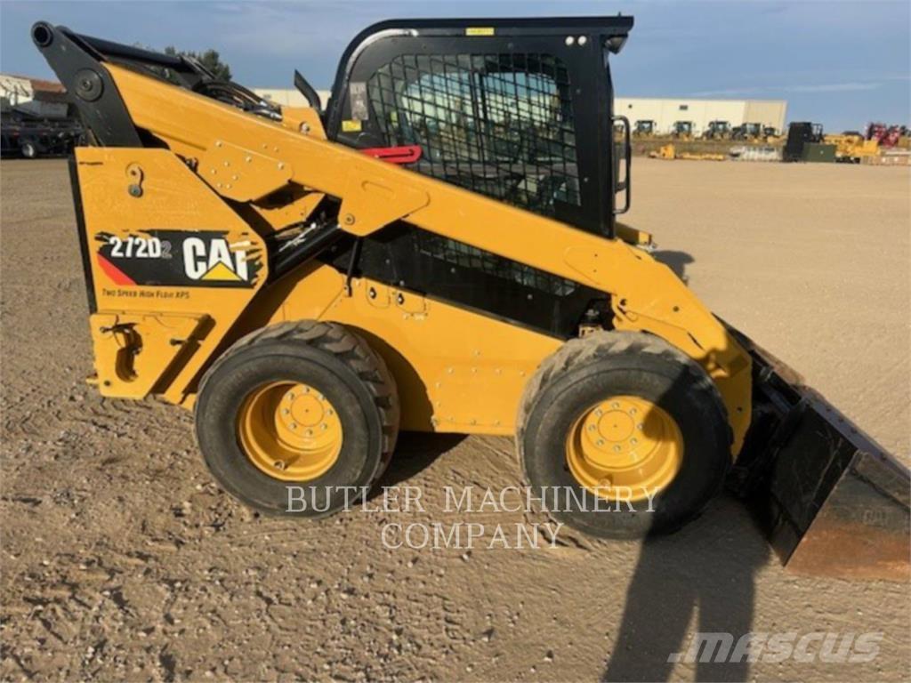 CAT 272D Kompaktlastere