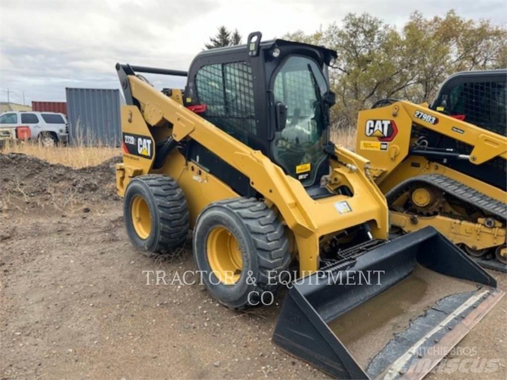 CAT 272D2 Kompaktlastere
