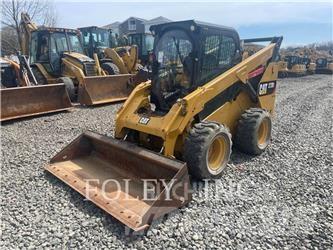 CAT 272D2 Kompaktlastere