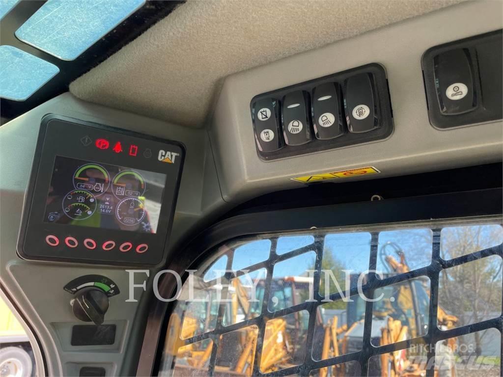 CAT 272D2 Kompaktlastere