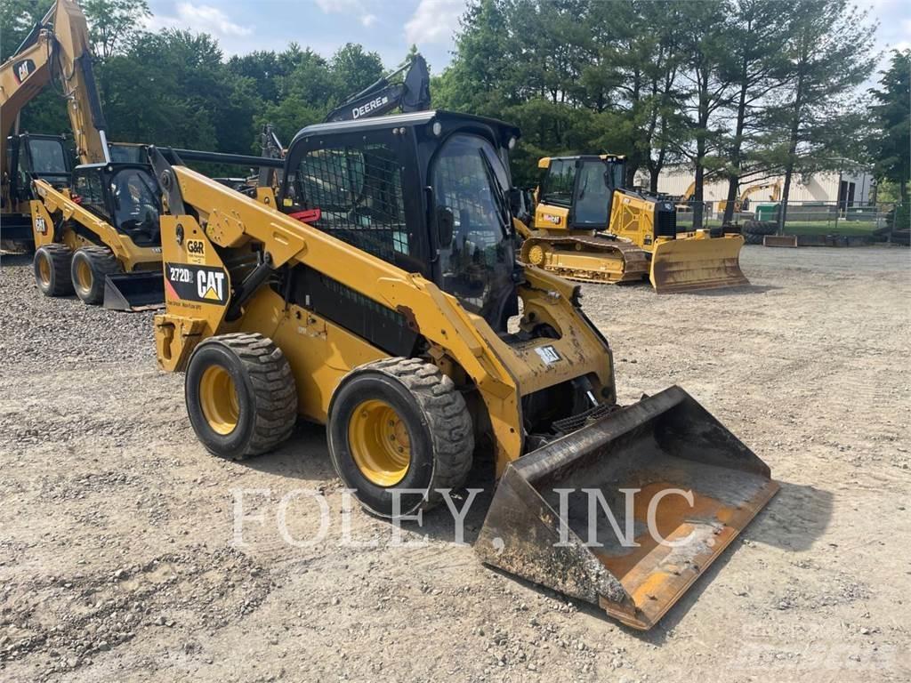 CAT 272D2 Kompaktlastere