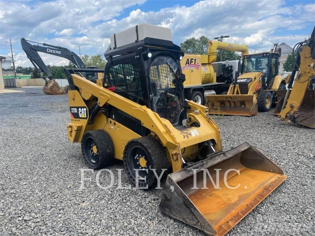 CAT 272D2 Kompaktlastere