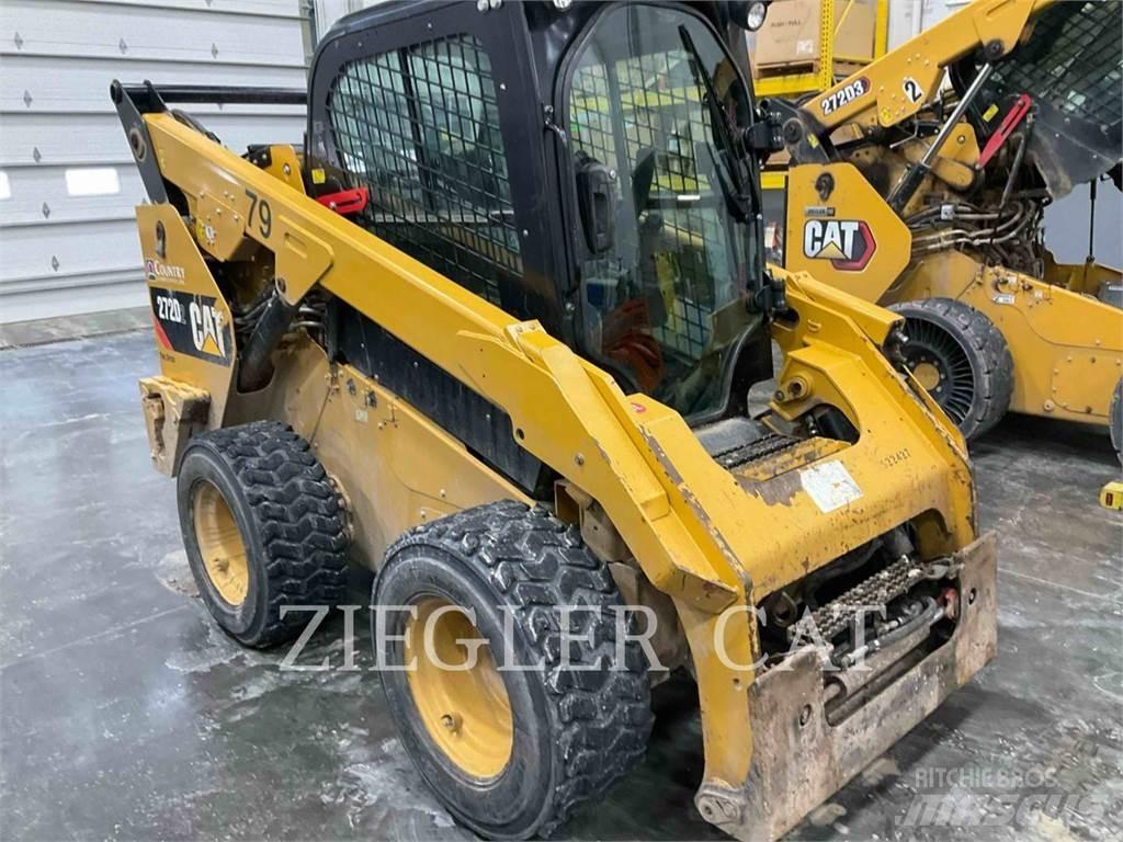 CAT 272D2 Kompaktlastere