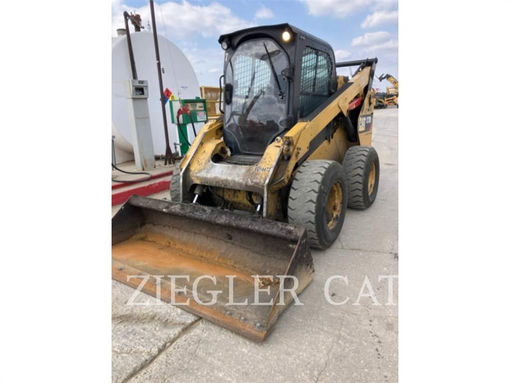 CAT 272D2 Kompaktlastere