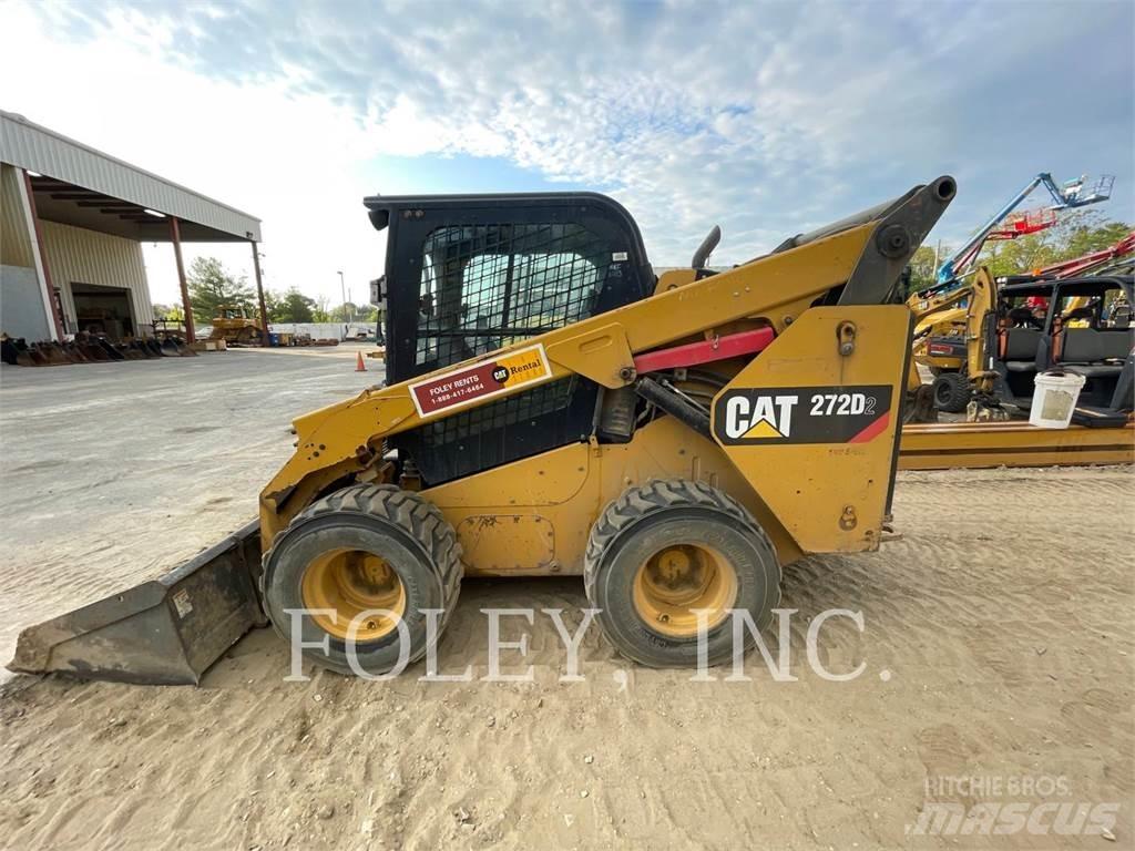 CAT 272D2 Kompaktlastere