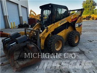 CAT 272D2 A2HQ Kompaktlastere