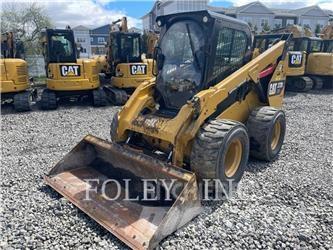 CAT 272D2XHP Kompaktlastere