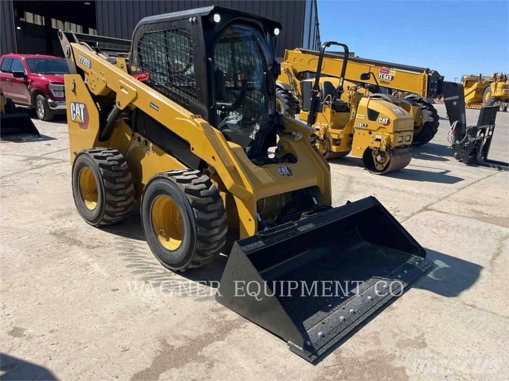 CAT 272D3 Kompaktlastere