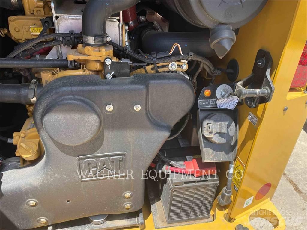 CAT 272D3 Kompaktlastere