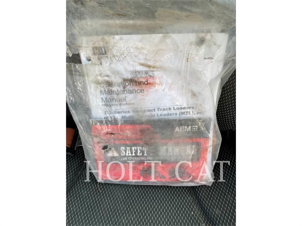CAT 272D3 Kompaktlastere