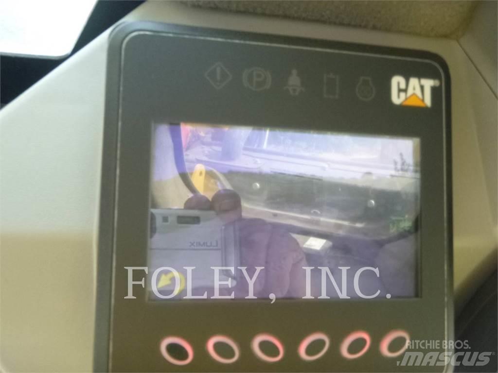 CAT 272D3 Kompaktlastere