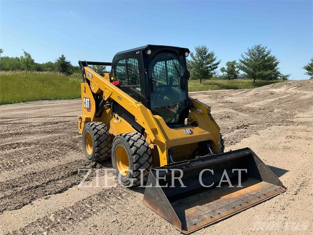 CAT 272D3 Kompaktlastere