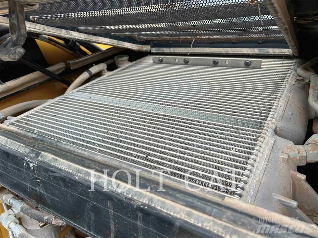 CAT 272D3 Kompaktlastere