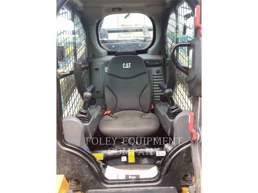 CAT 272D3XPS2C Kompaktlastere